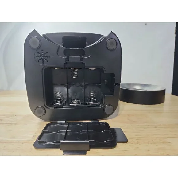 Automatic feeder - Picture 3 of 5